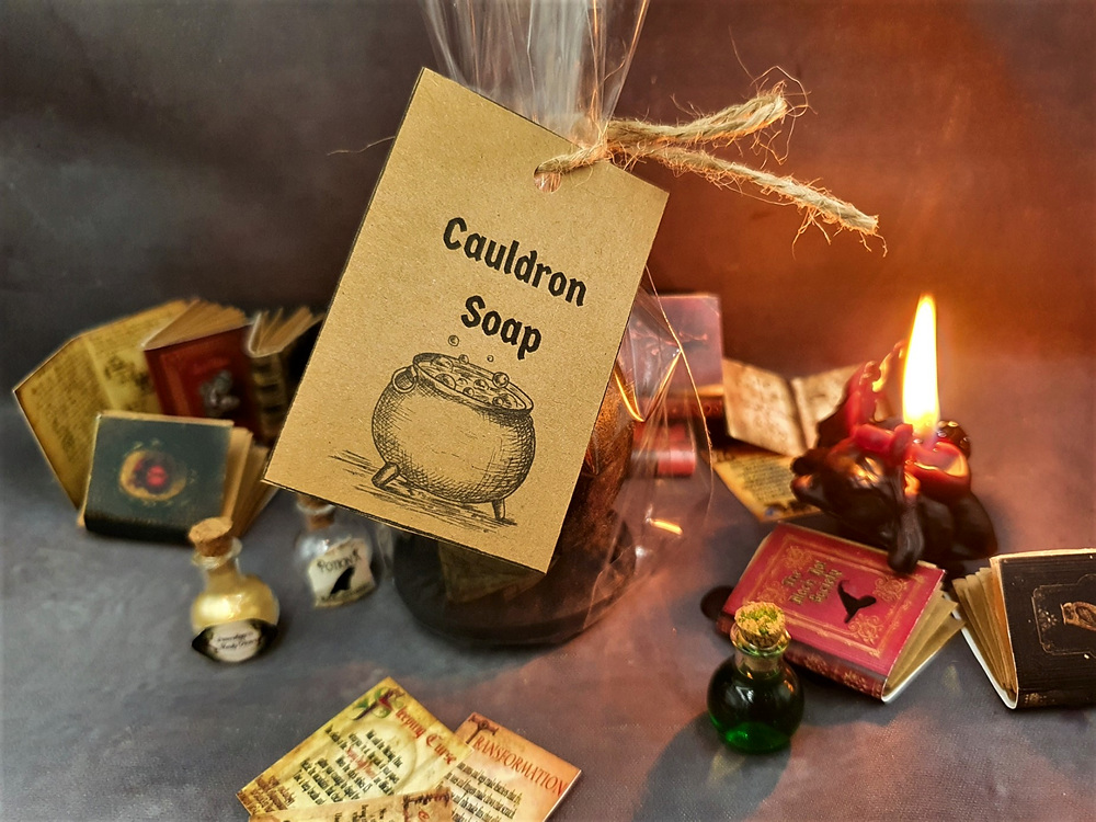 Cauldron Glycerin Soap with activated charcoal, Warm and earthy Vanilla, 80 Grams