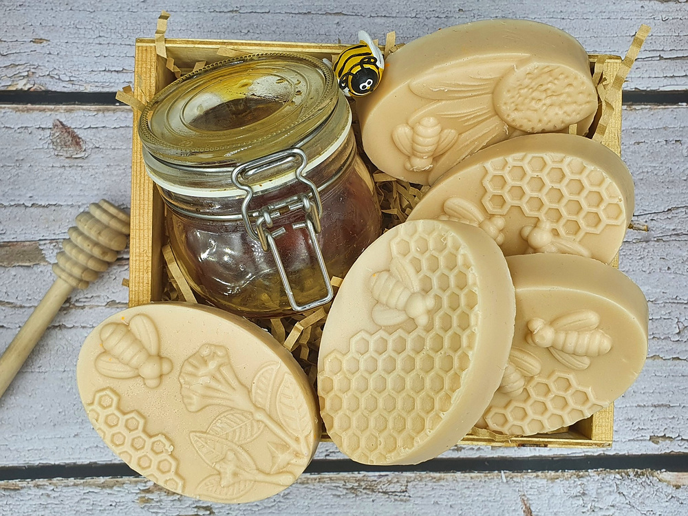 Manuka essential oil and Honey  Glycerin Soap