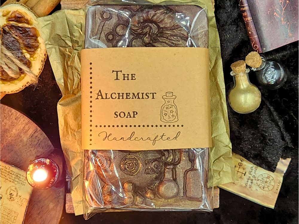 The Alchemist Glycerin Soap with activated charcoal Cinnamon spice 100g